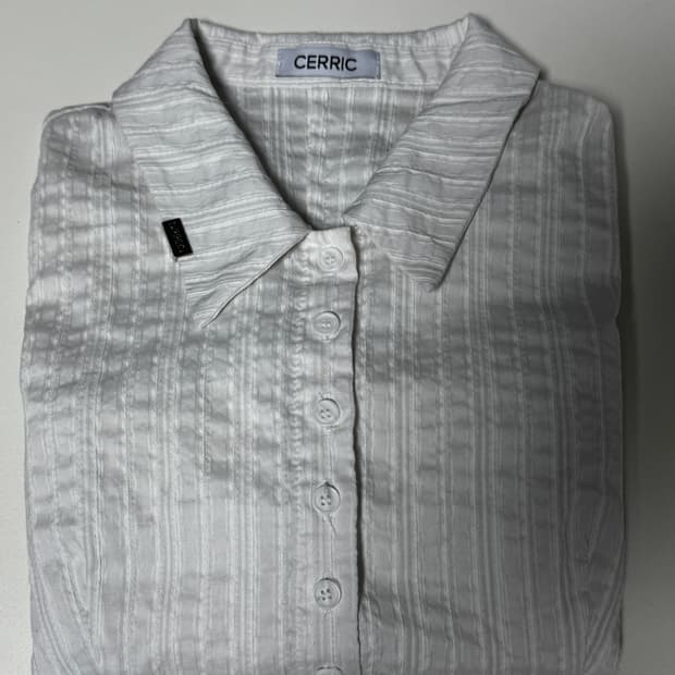 세릭 (CERRIC) CRUNCH STRIPE SHIRT-WHITE