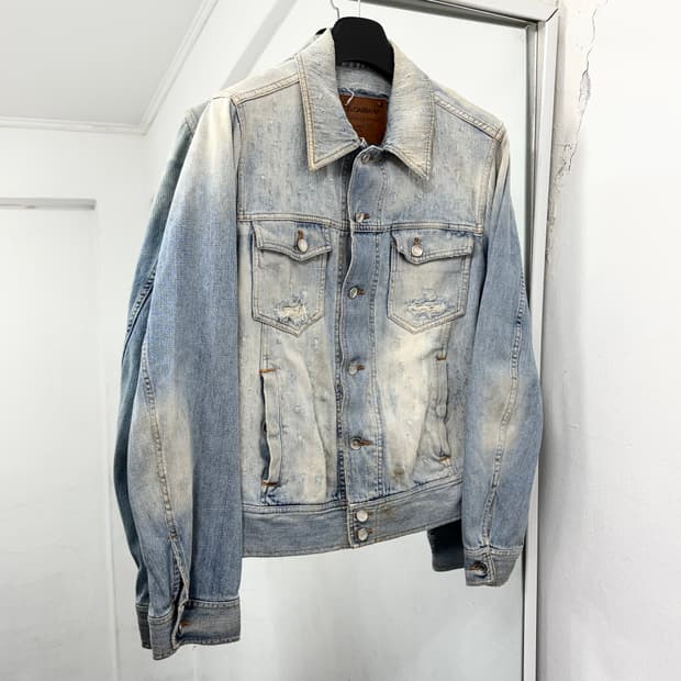 돌체앤가바나 컬렉션 데미지 데님 자켓