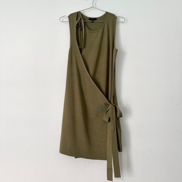COS wrap strap sleeveless knit / khaki