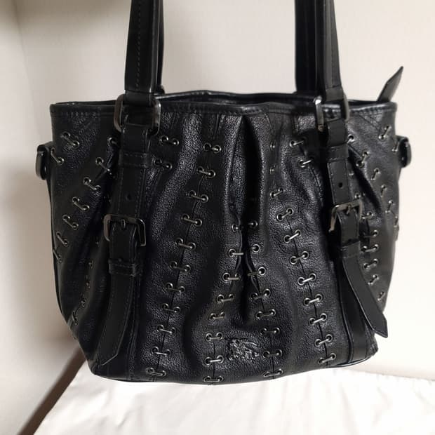 버버리 가방 토트백,숄더백(디올샤넬보테가루이비통구찌셀린느생로랑발렌시아가