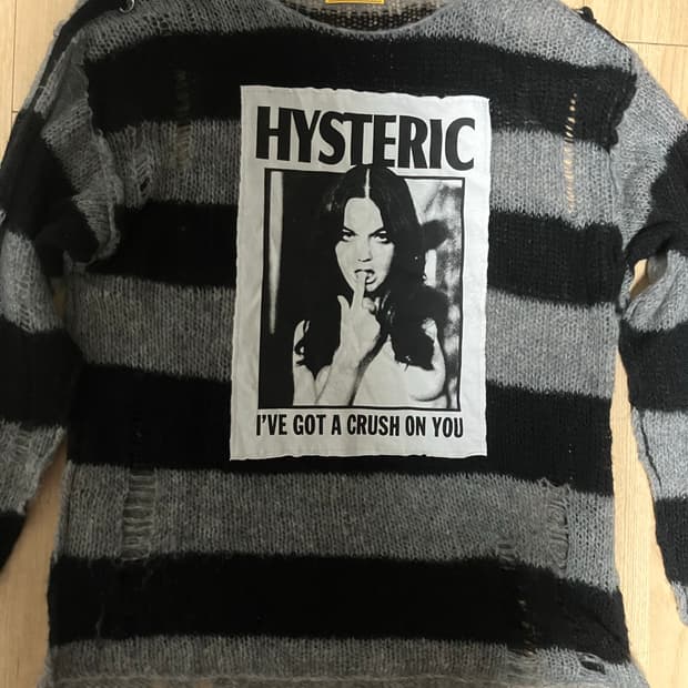 Hysteric glamour crush on you 니트 판매합니다