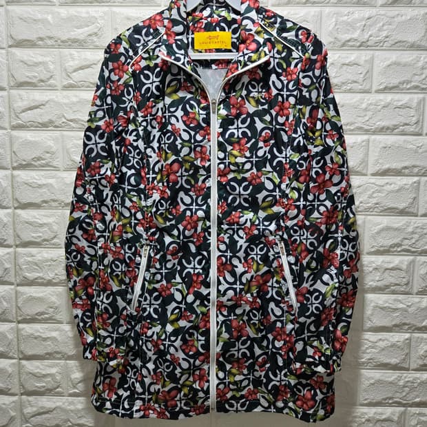 거의새것/ 루이까스텔 경량 바람막이 방풍자켓 90