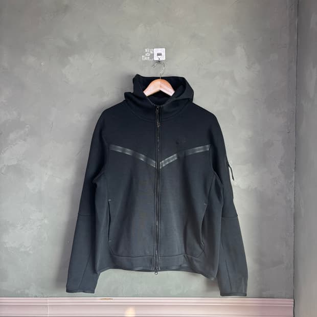 나이키 테크팩 후드집업 블랙