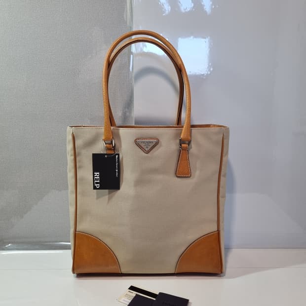 정품 프라다 토트백