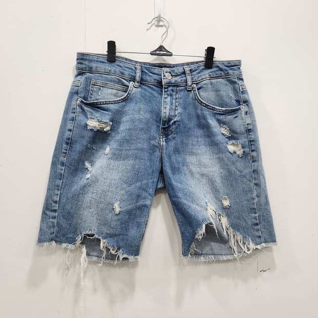 [30-31] 버쉬카 Bershka 디트로이트 데님 반바지 30-31