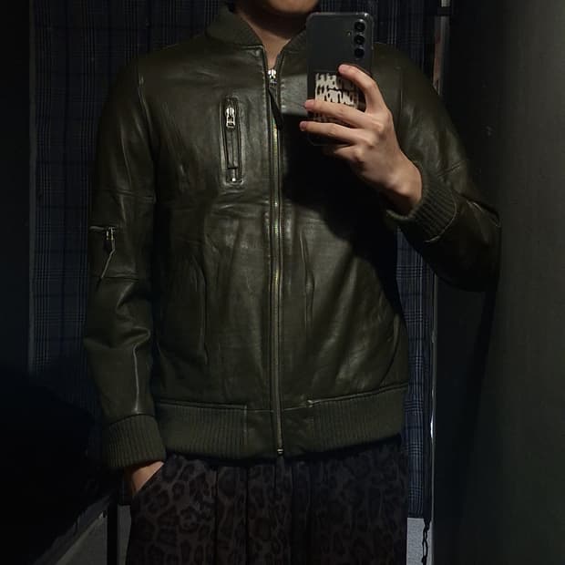 STEVEYONI STUDIO 스티브요니 카키 양가죽 램스킨 가죽자켓