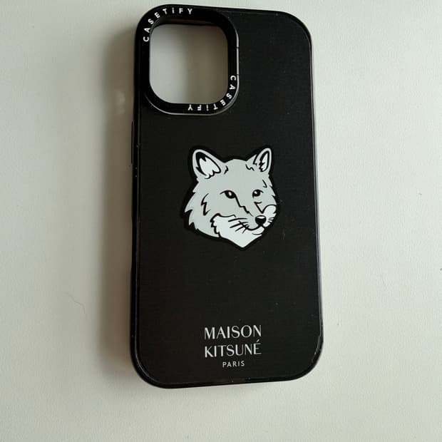 아이폰16 케이스티파이 메종키츠네 케이스