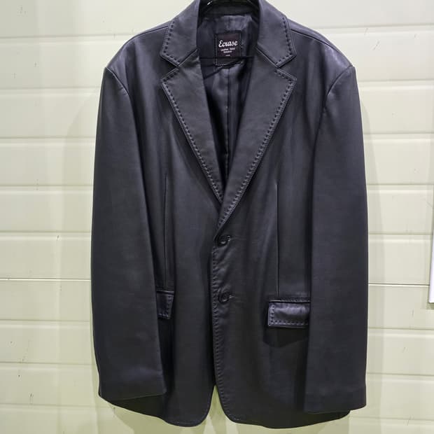 Ecrase 블랙 가죽 자켓