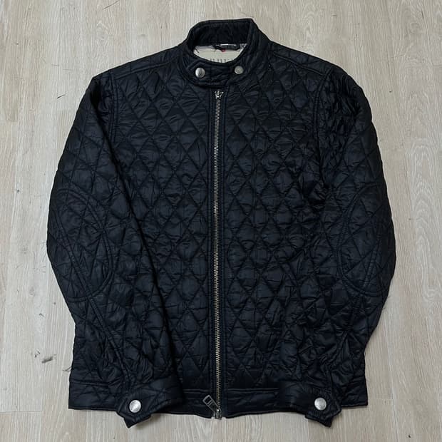 버버리 브릿 노바체크 퀼팅 자켓 XXL