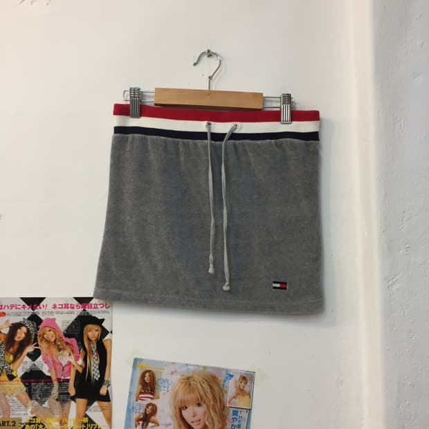 타미걸 벨로아 트레이닝 스커트