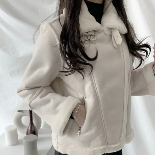 보브 포근 하이넥 무스탕 자켓