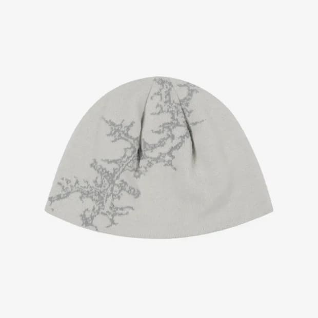 아캄 비니 Gothic Graphic Beanie (White)