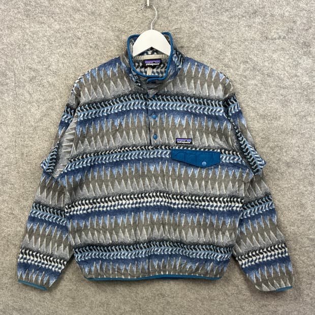 99FW 파타고니아 신칠라 스냅-T 그레이블루/틸블루 아즈텍 패턴