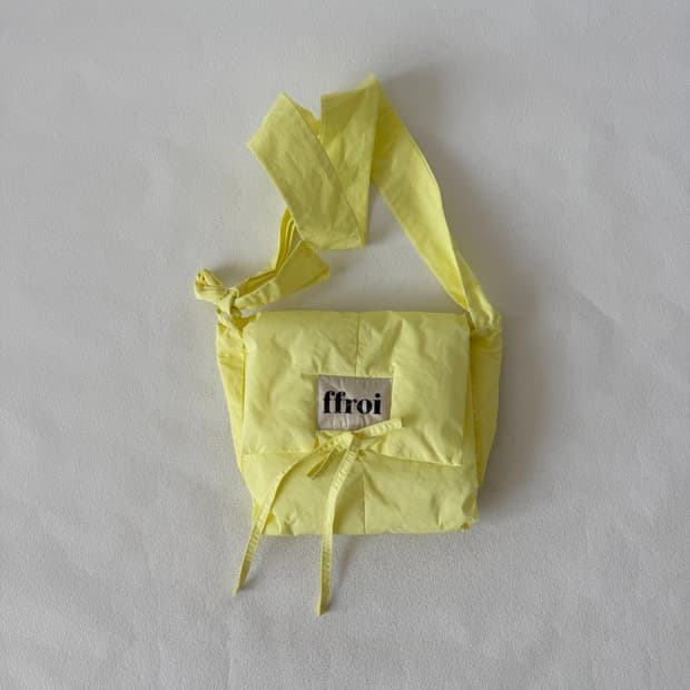 프루아(ffroi) 크로스백