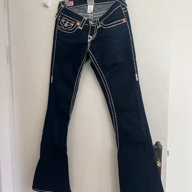 트루릴리젼 부츠컷팬츠