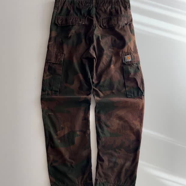 칼하트 WIP 카모 립스탑 팬츠