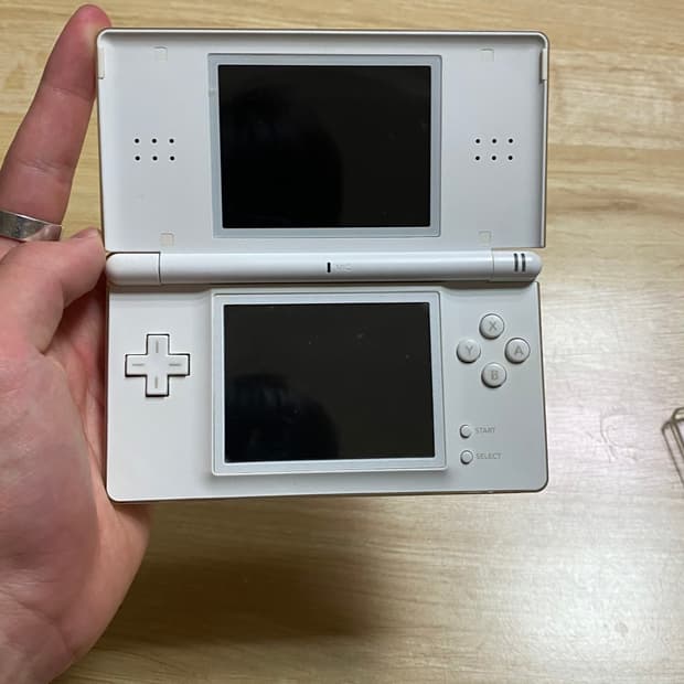 닌텐도 DS Lite 화이트