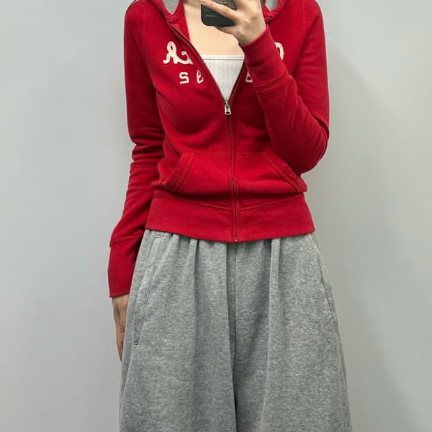 아베크롬비 레드 y2k 와투케 후드집업