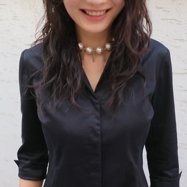 Black Shirt 