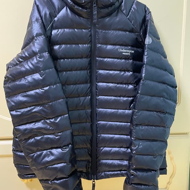 언더마이카 경량패딩