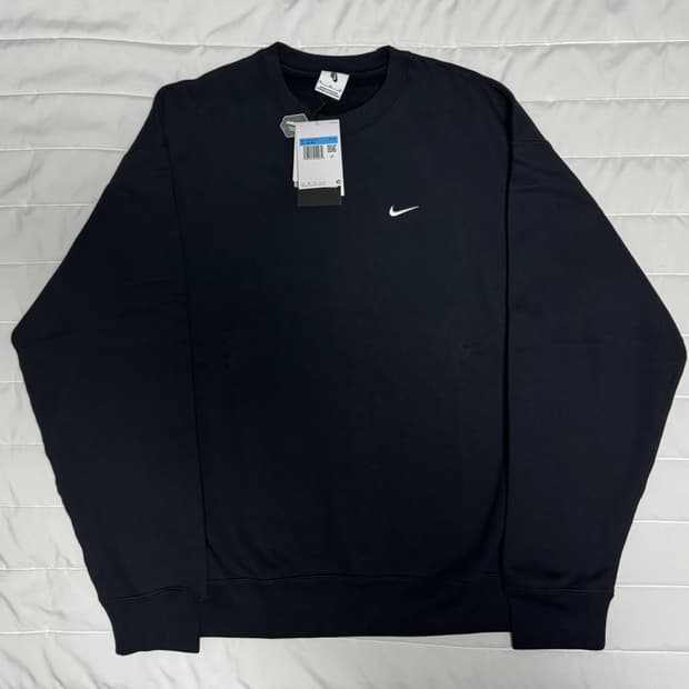 [새상품/M] 나이키 솔로 스우시 플리스 맨투맨