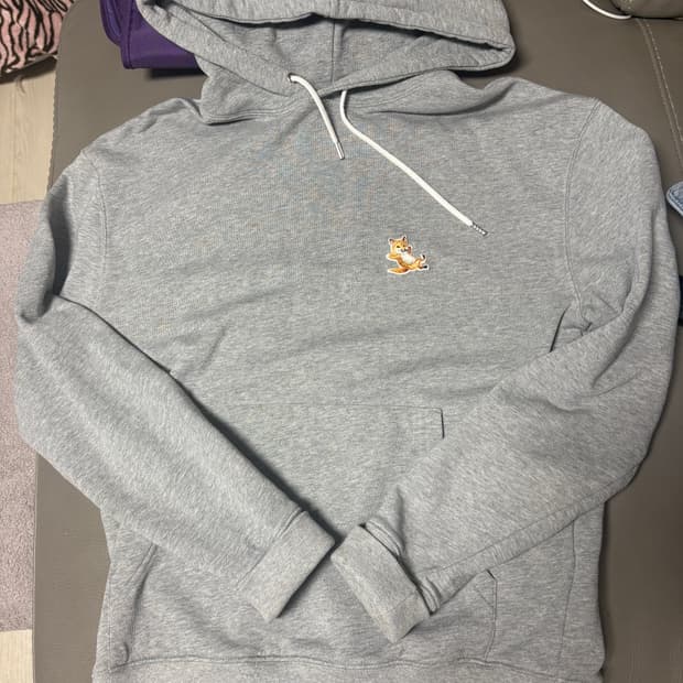 메종키츠네 후드티