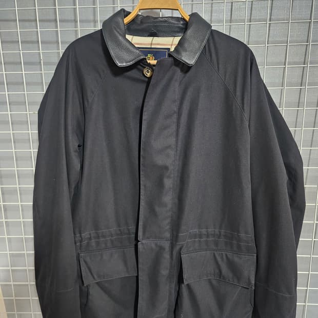 로로피아나 자켓