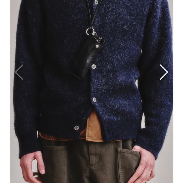 아트이프액츠 알파카 라운드넥 가디건 다크 네이비