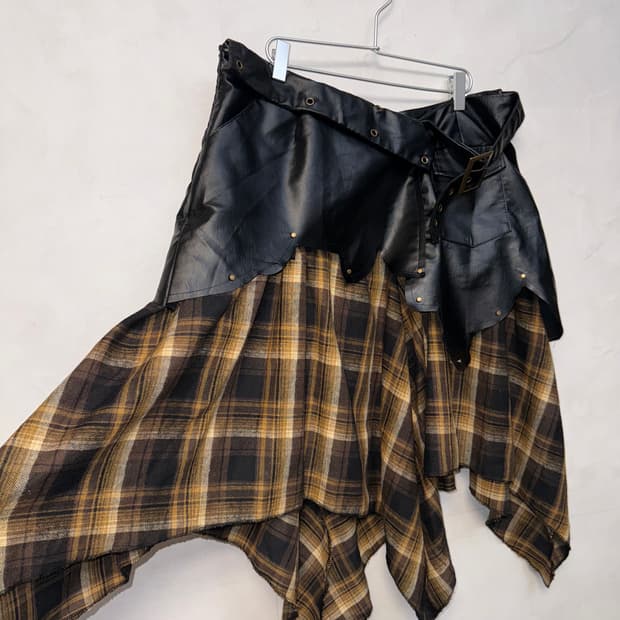Brown check unbalanced layered skirt