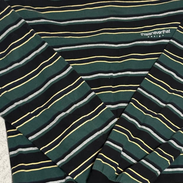 디네댓 스트라이프 롱슬리브