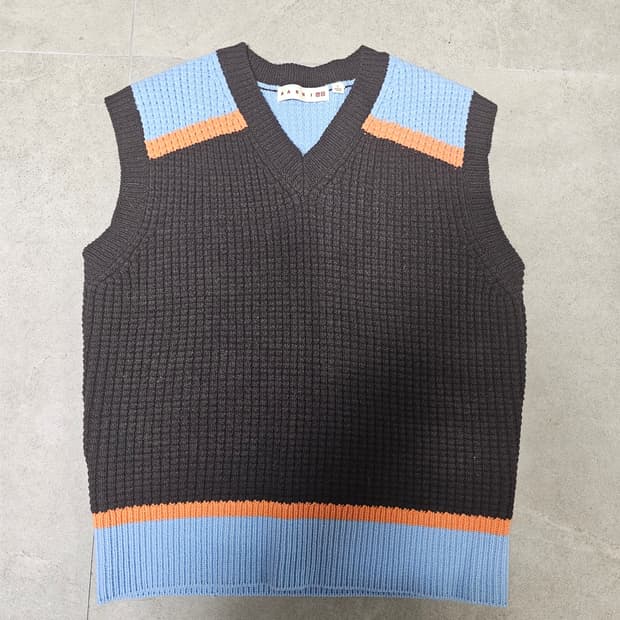 마르니X유니클로 베스트 L