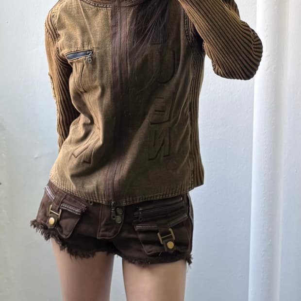 Vintage Brown Two-way Knit Zip-up