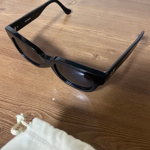 언커먼아이웨어x바호스튜디오 플래쉬 선글라스