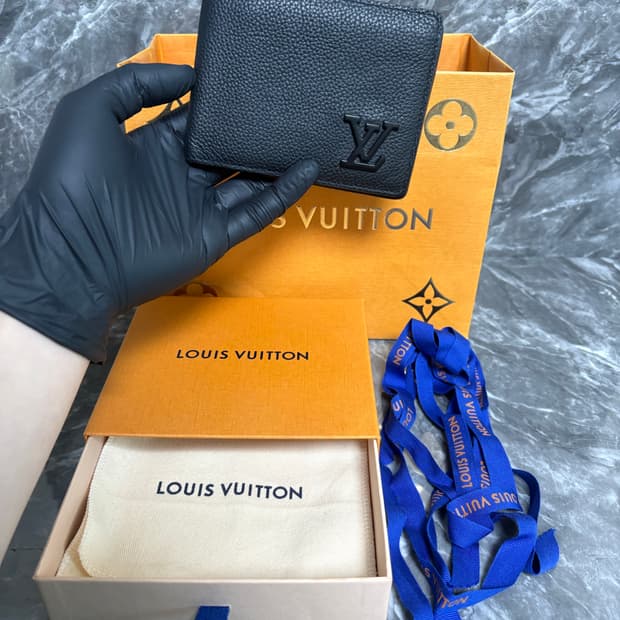 루이비통 에어로그램 반지갑