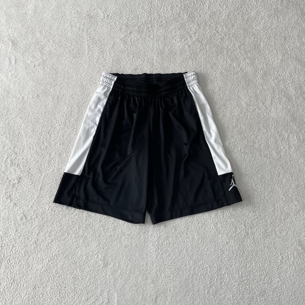 L 나이키 조던 드라이핏 반바지 쇼츠