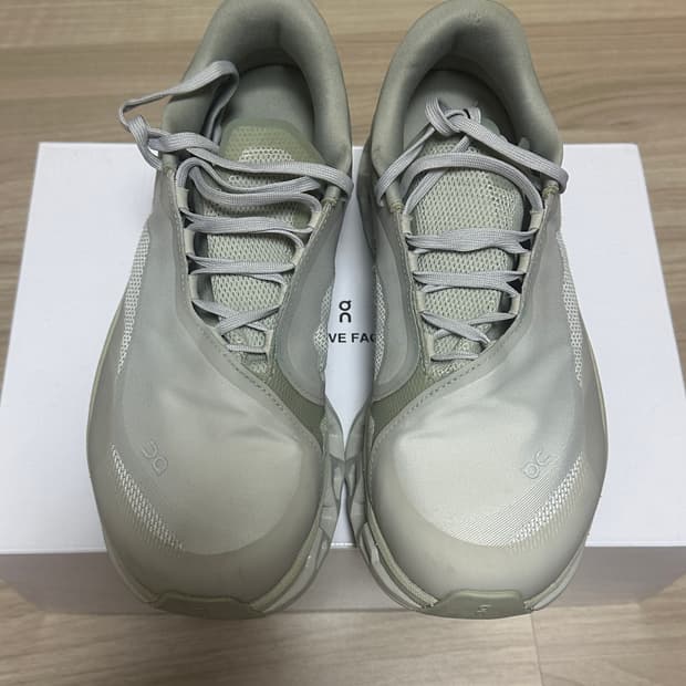 온 러닝 포스트 아카이브 팩션 클라우드몬스터 2 문더스트 초크 250