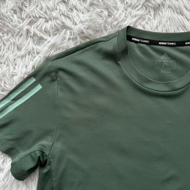 ADIDAS 일본빈티지 기능성 반팔 아디다스 빈티지반팔 운동복 L 95