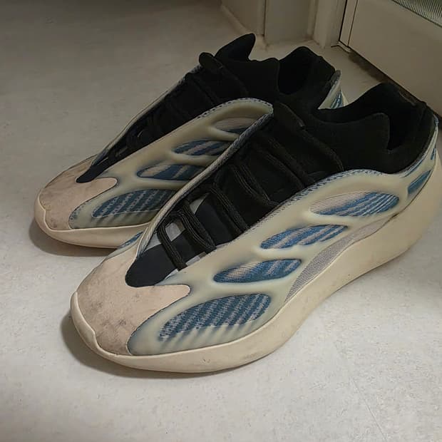 이지 700 V3 카이아나이트 275