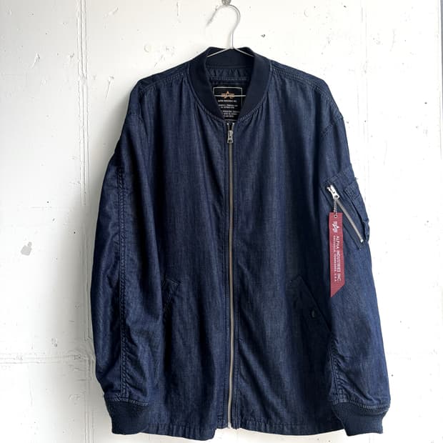 ALPHA INDUSTRIES ma-1 jacket