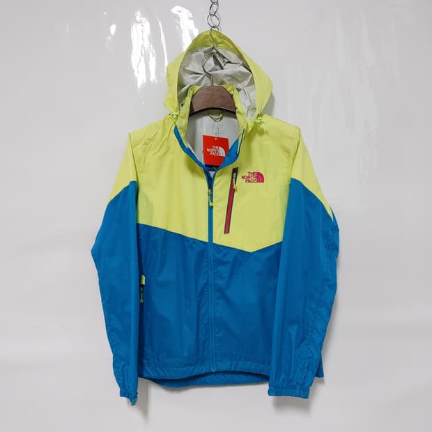 (새상품)THE NORTH FACE 노스페이스  봄여름 후드바람막이
