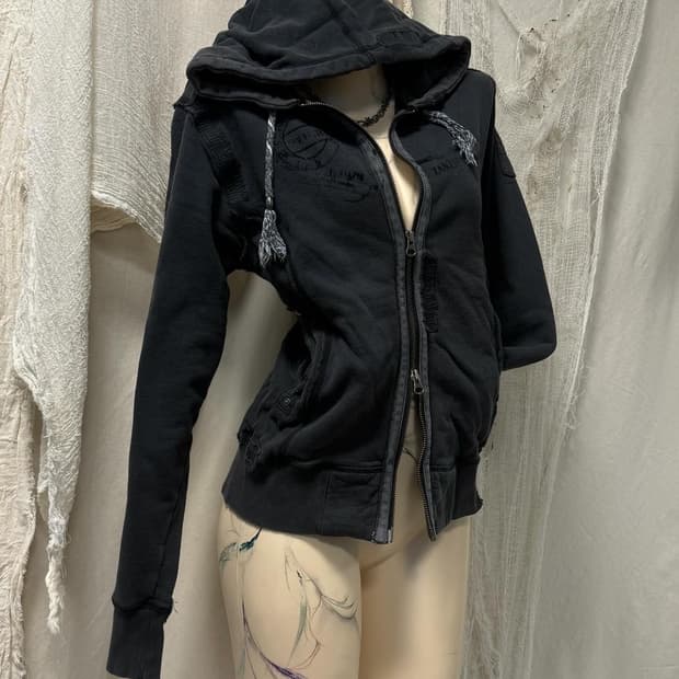 Grunge Detail Hoodie Zipup