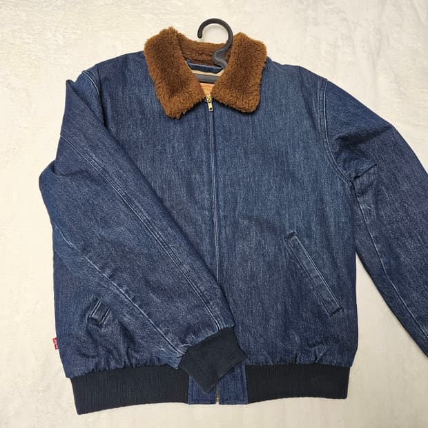 Levis 빅e 프리미엄 봄버자켓 L 사이즈