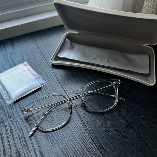 젠틀몬스터 해리 C1 클리어 안경