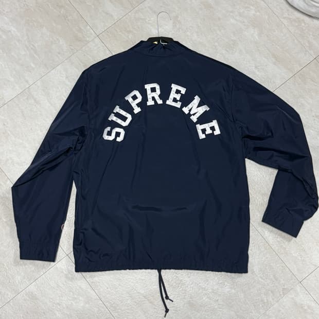 슈프림 챔피온 코치 자켓 M사이즈 24SS