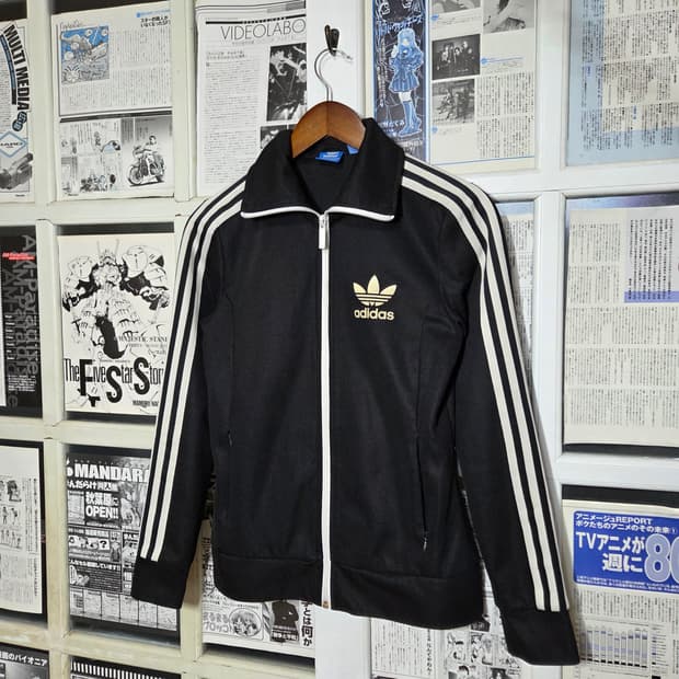 아디다스 유로파 블랙 슬림핏 져지 트랙탑