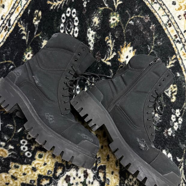 발렌시아가 컴벳 스트라이크 41