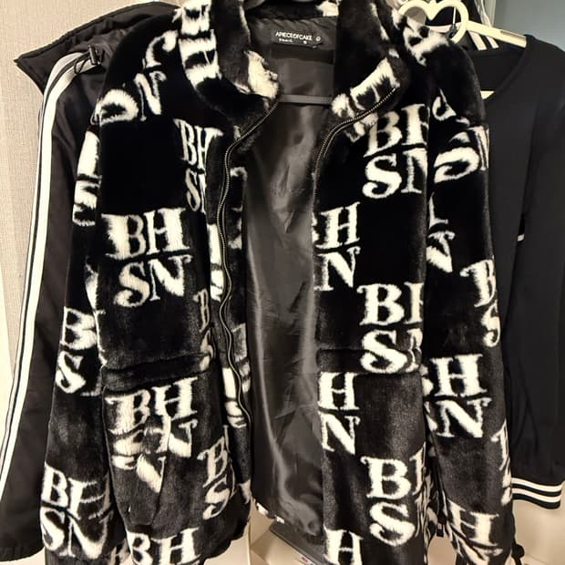 어피스오브케이크 퍼자켓 L