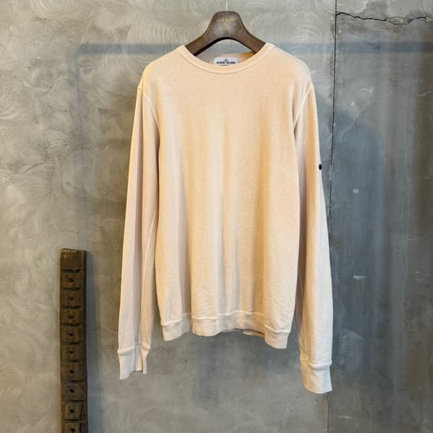 스톤 아일랜드 맨투맨 100