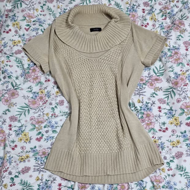 일본빈티지)베이지 하구미 모리걸 라떼갸루 반팔 레이어드 로맨틱짜임 니트