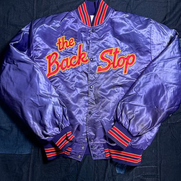 80‘s 빈티지 백 스탑 자수 새틴 자켓 105-107